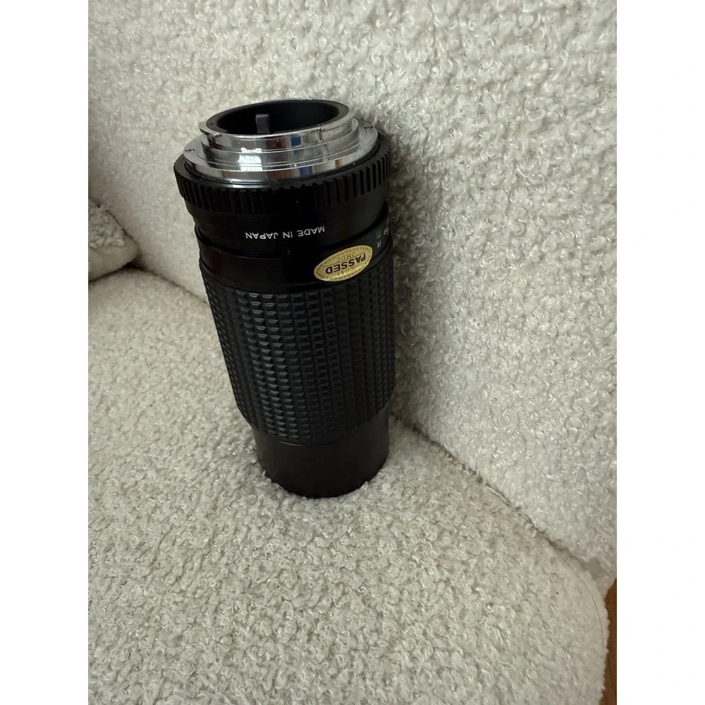 Manual Telephoto Macro Camera Lens - Black